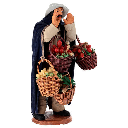 Fruttivendolo con cesti che urla presepe napoletano 18 cm 3