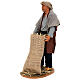 Uomo con sacco di fieno presepe napoletano da 30 cm s3