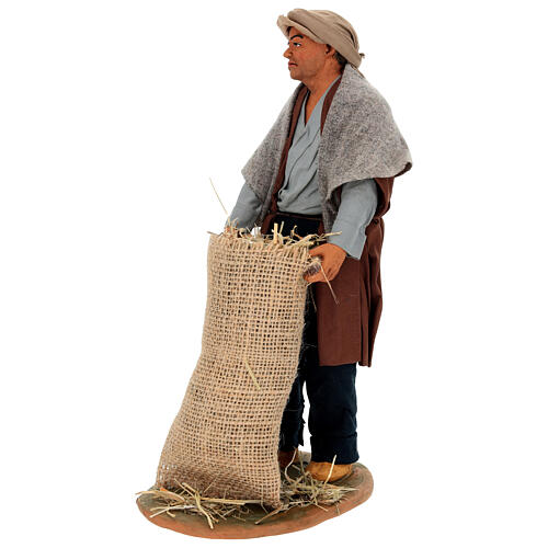 Homem com saco de feno para presépio napolitano de 30 cm 3
