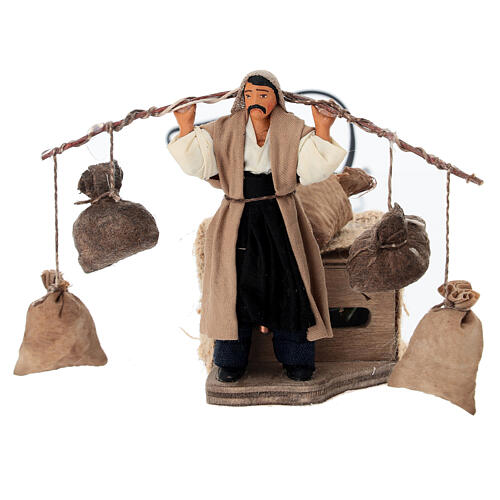 Homme avec 4 sacs mouvement crèche napolitaine 10 cm 1