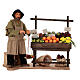 Fruttivendolo in movimento con bilancia e banco di frutta 25 cm presepe napoletano s1