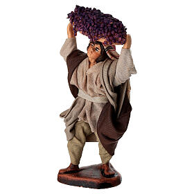 Uomo con cesto d'uva in testa terracotta 10 cm presepe napoletano