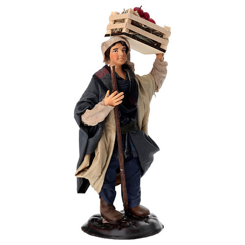 Campesino con caja de manzanas 18 cm terracota belén napolitano 3