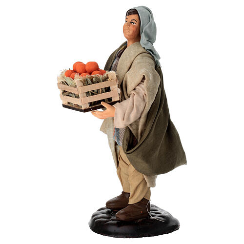 Homem com caixa de laranjas 18 cm em terracota para presépio napolitano 3