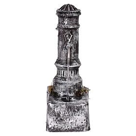 Brunnen mit Wasserlauf – 10 × 5 × 16 cm geeignet für 14–16 cm Krippe