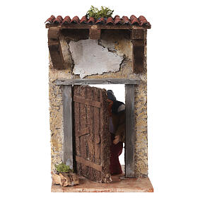 Lady exiting her house: animated figurine for 10 cm Neapolitan Nativity Scene, 20x10x15 cm