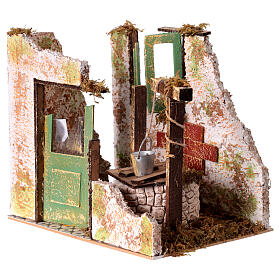 Verfallenes Haus mit Brunnen, für 10–12-cm-Krippe – 20 × 15 × 15 cm