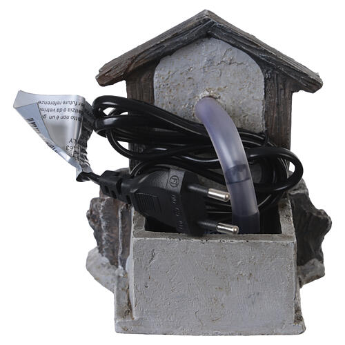 Brunnen aus Resin mit kleiner Pumpe, für 8-cm-Krippe – 15 × 12 × 12 cm 4