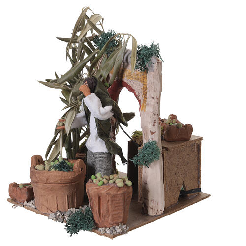 Olive seller, animated figurine for 12 cm Nativity Scene, 15x20x15 cm 3