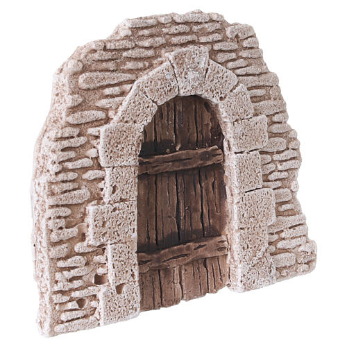 Arch with wood-effect door and brickwork in plaster, 12x15 cm, for 6 cm Nativity Scene 3
