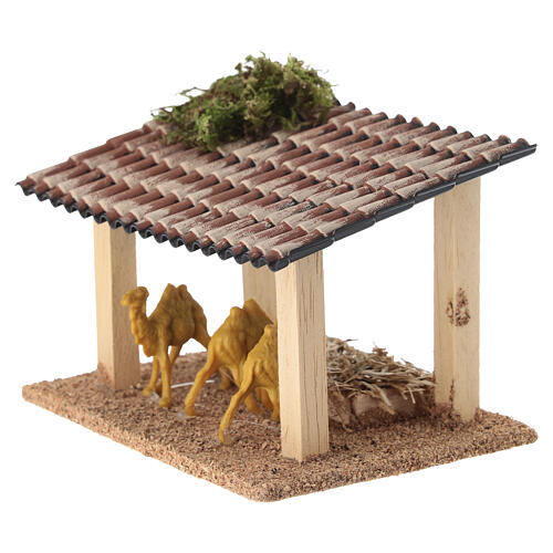 Zadaszenie ze żłobem i wielbłądami do szopki 6 cm - 10x10x10 cm 2