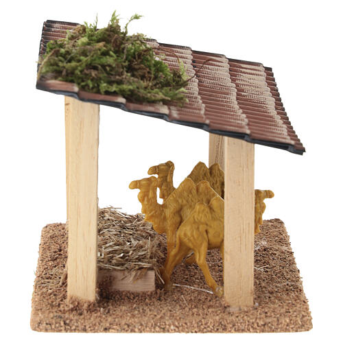 Zadaszenie ze żłobem i wielbłądami do szopki 6 cm - 10x10x10 cm 3