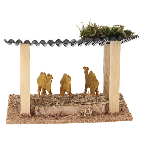 Zadaszenie ze żłobem i wielbłądami do szopki 6 cm - 10x10x10 cm 4