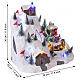 Villaggio natalizio montagna movimento sciatori trenino 30x30x20 cm con luci e musica s3