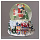 Sfera di Natale in vetro con bambino Babbo Natale e carillon 20x20 cm s4