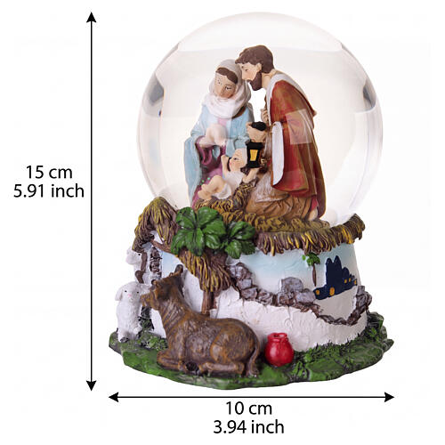 Natività con Sacra Famiglia in sfera di vetro musicale 15x10 cm 3
