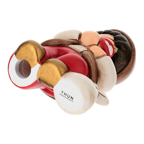 Enfant avec pomme gamme Crèche Classique rouge THUN 5