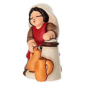 Donna alla fontana THUN linea Presepe Classico Rosso
