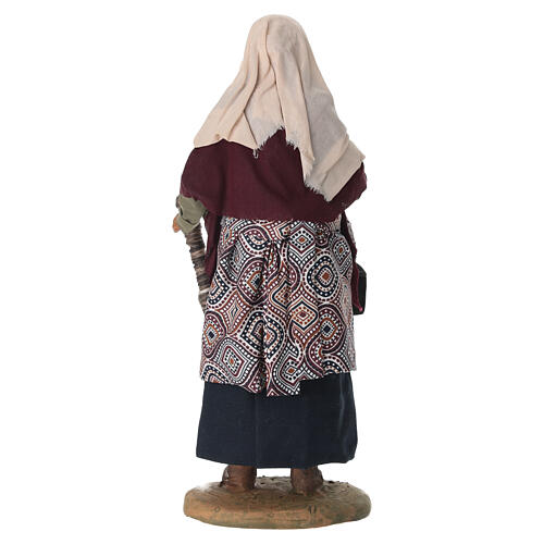 Starsza kobieta z latarenką - terrakotowa figurka do szopki neapolitańskiej 24 cm 4