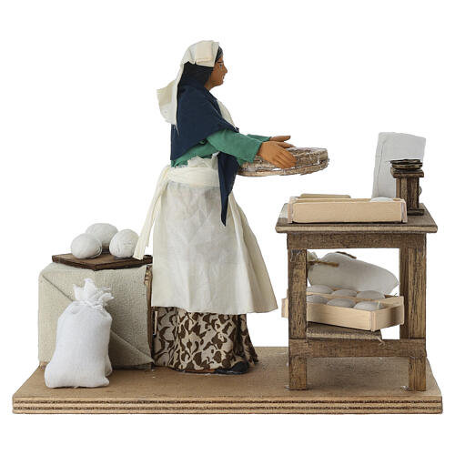 Woman sifting flour, animated character for 16-18 cm Neapolitan Nativity Scene 5