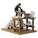 Donna che setaccia la farina in movimento presepe napoletano 16-18 cm s3