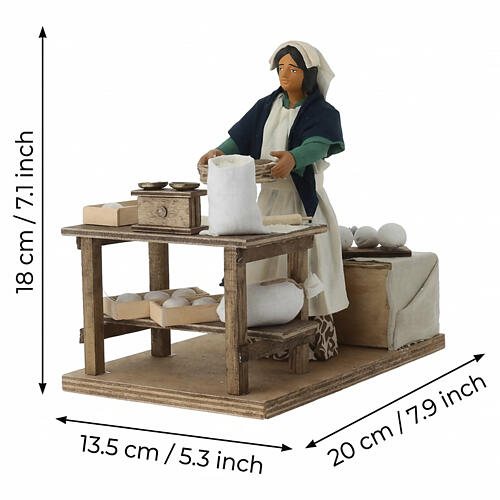 Mulher peneirando farinha movimento presépio napolitano de 16-18 cm 2