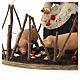 Femme qui donne à manger aux cochons avec mouvement crèche napolitaine 20 cm s3