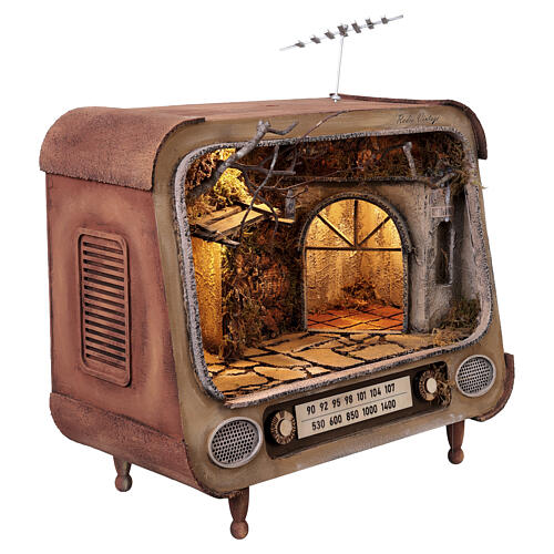 Cenário em rádio vintage com bairro iluminado 50x42x20 cm para presépio napolitano 7-10 cm 4