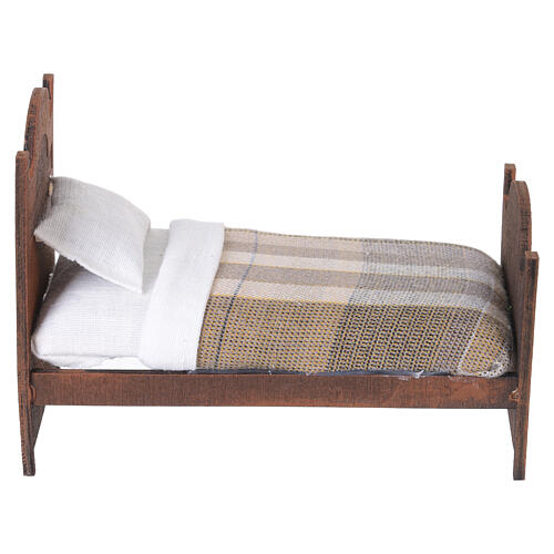 Letto singolo in legno con biancheria in stoffa 9x7x14 cm presepe napoletano 12 cm 4