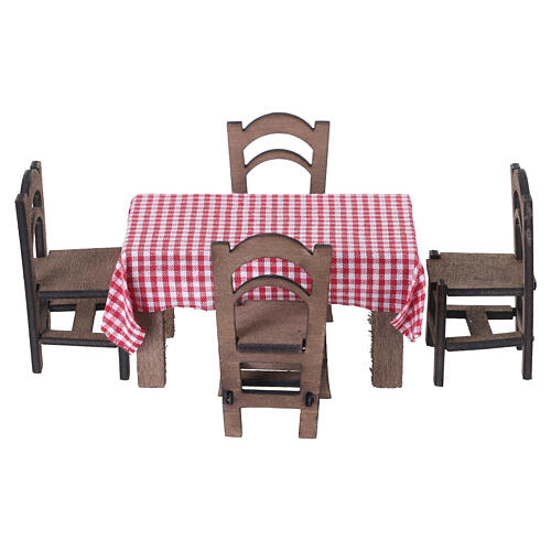 Tavolo in legno con tovaglia in cotone e 4 sedie 3x7x4 cm presepe napoletano 6 cm 3