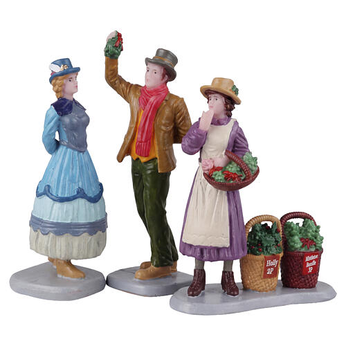 Under the Mistletoe conjunto 3 peças figura Lemax Caddington Village 7x12x3 cm - 22116 1