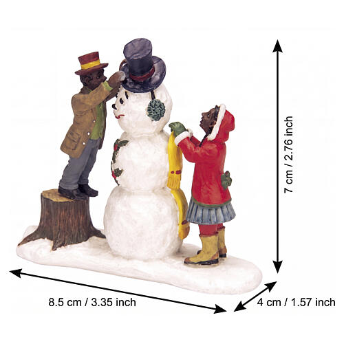 Dressing Mr. Snowman statuina Lemax Caddington Village 7x8x4 cm - 32732 2