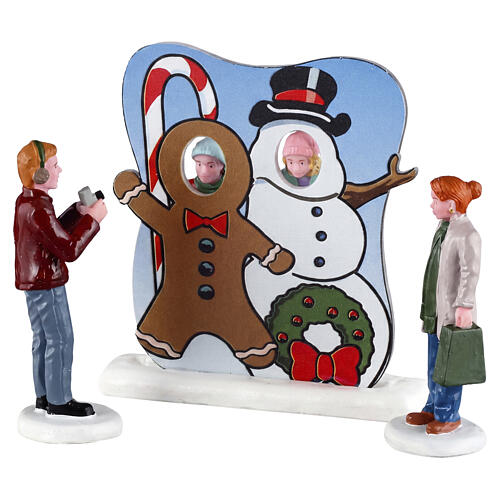 Frosty Photo Op 3-piece set, Lemax figurine from the Harvest Crossing collection, 3.3x5.0x1.5 in - 52533 1