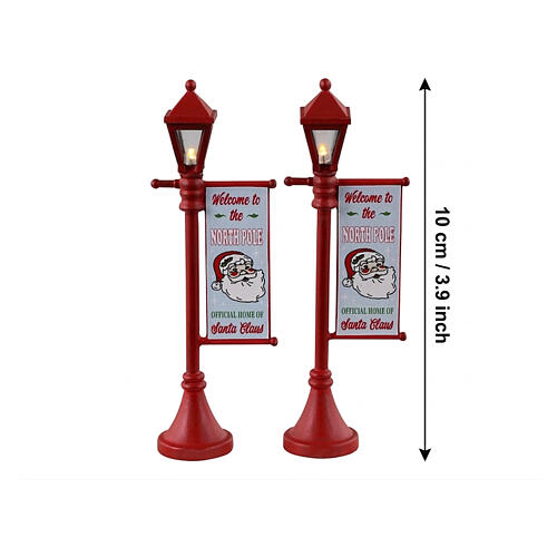 North Pole Lamppost 2-teiliges beleuchtetes Set (4,5 V) Lemax Santa's Wonderland 10x7x2 cm - 34091 2