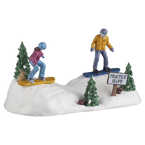 Snowboarding Practice accessorio da tavolo Lemax Vail Village 9x17x8 cm - 63821 1