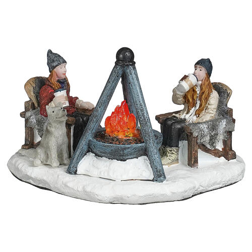 Drinking hot chocolate by the fire Cioccolata calda accanto al fuoco LuVille Sledgeholm 7x11x8 cm - 1180565 1