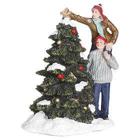 Dave & Britt decorating the tree Dave e Britt decorano l’albero LuVille Classics 9x7x5 cm - 1113153