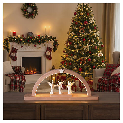 3 angeli Aram su arco di luce LED presepe in legno naturale Val Gardena 20x45,5 cm 2