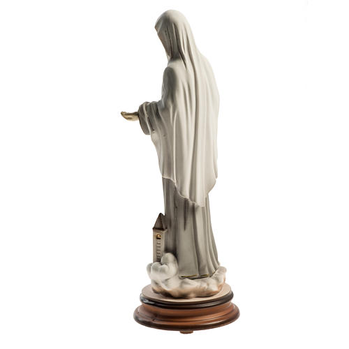 Estatua Reina de la Paz Medjugorje 21 cm  e iglesia 4