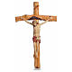 Crucifixo Medjugorje em madeira de pinheiro sobre raíz h 133 cm s7