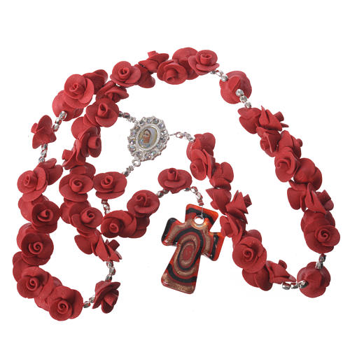 Chapelet Medjugorje roses rouges croix verre Murano 4