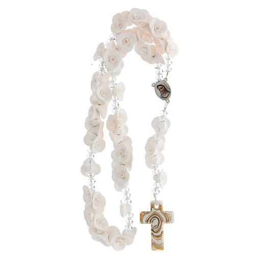 Chapelet Medjugorje roses blanches croix verre Murano 4
