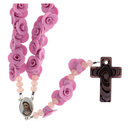 Rosenkranz Medjugorje lila Rosen und Glas Kreuz 1