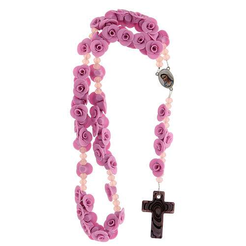 Rosenkranz Medjugorje lila Rosen und Glas Kreuz 4