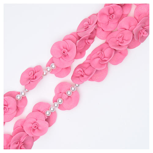 Wandrosenkranz aus Medjugorje mit Perlen in Form rosafarbener Rosen 3