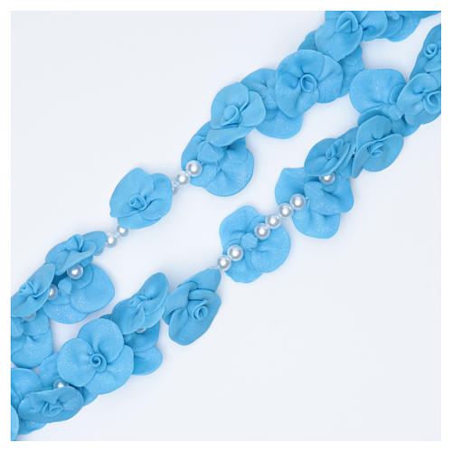 Wandrosenkranz aus Medjugorje mit Perlen in Form hellblauer Rosen 3