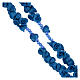 Rosenkranz aus Medjugorje mit Perlen in Form blauen Rosen, Kreuz mit Strasssteinen s3