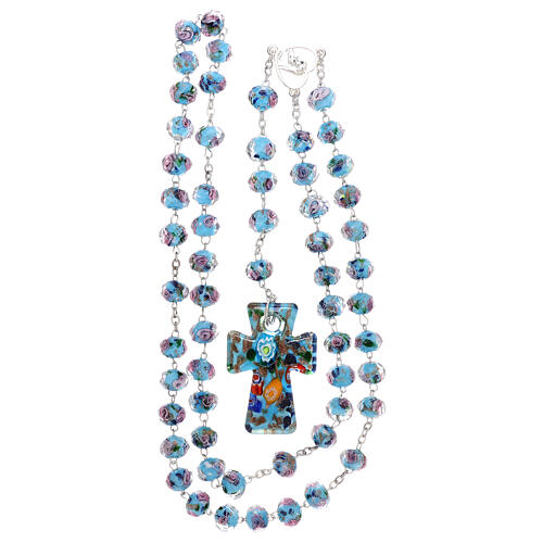 Rosario Medjugorje cruz vidrio Murano azul y rosas 4