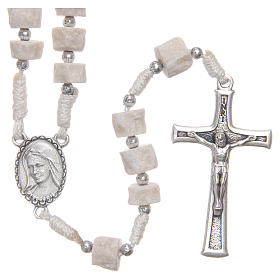 Terços e Porta Terços Nossa Senhora de Medjugorje: Terço pedra branca de Medjugorje com fio branco