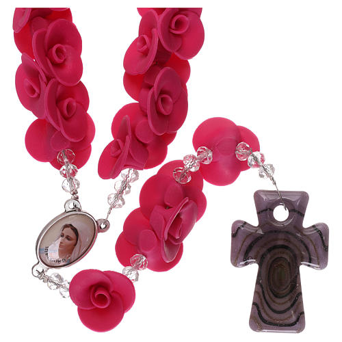 Rosario con roselline in ceramica di colore fucsia 1